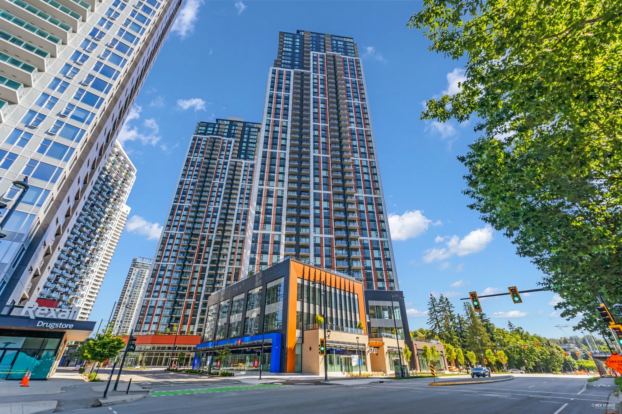 A King George Hub tower from the street, retail at its base